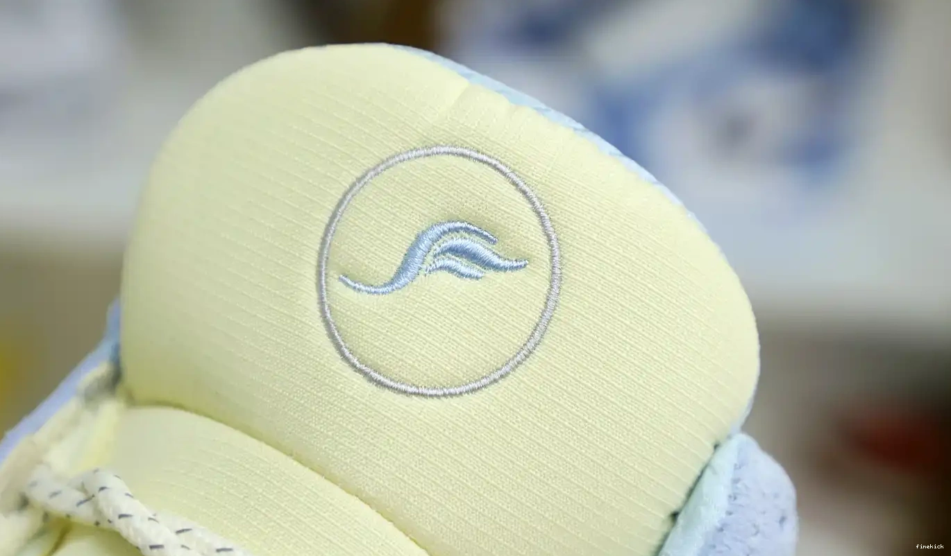 SOLEFLY 13 AIR JORDAN AIR JORDAN 0520